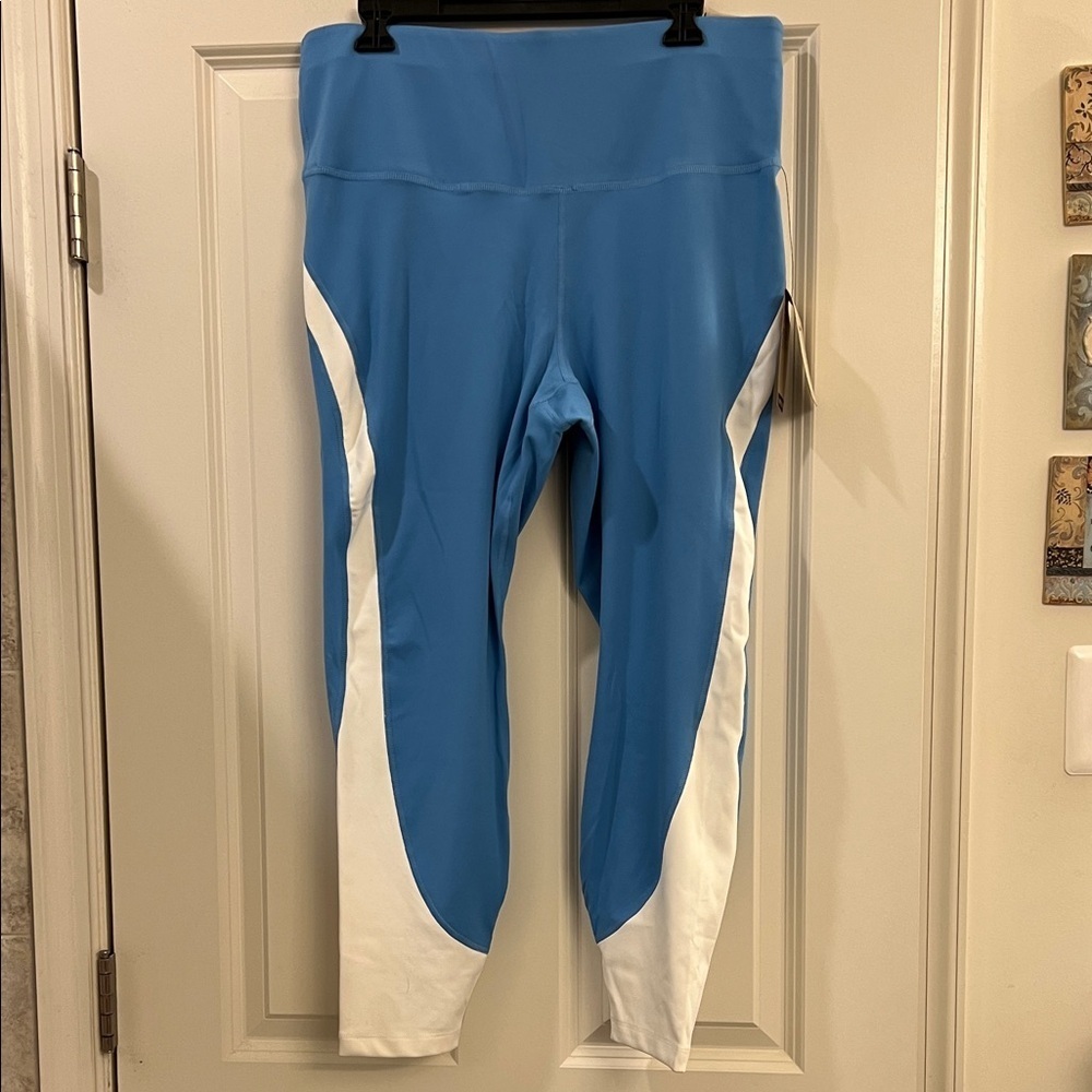 Nike Dri-FIT Blue and White Yoga Leggings